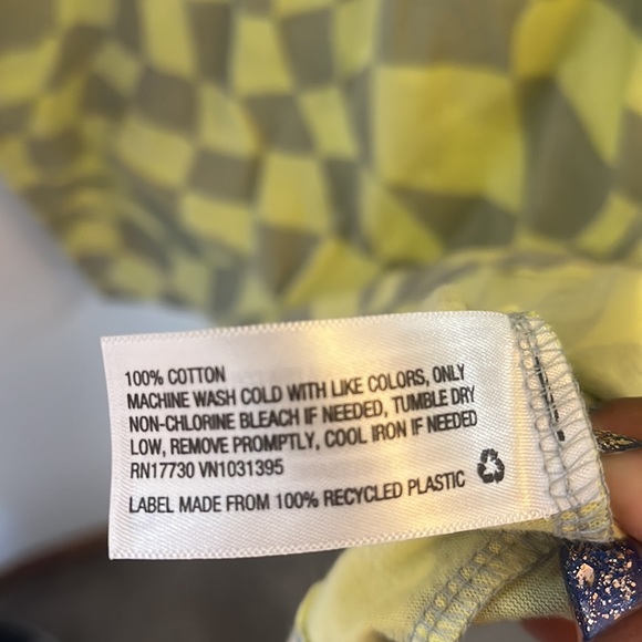 Brand new Wild Fable shirt… super comfortable to wear… - Picture 5 of 5